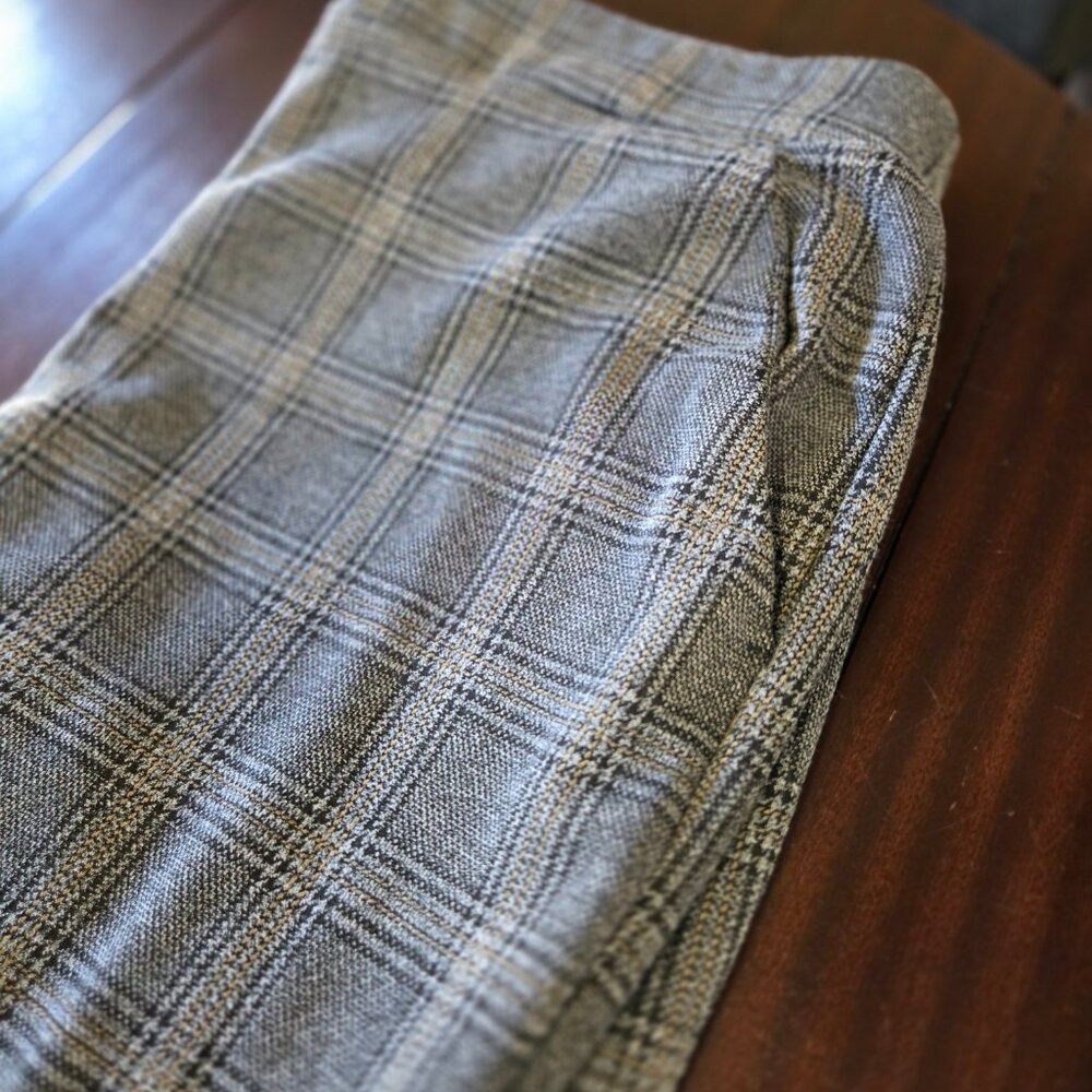 Nine West Stretch Waist Plaid Crop Pants Size L